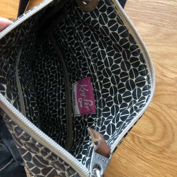 Fossil Crossbody Bag Patent Leather / Coated Canvas - Picture 9 of 9